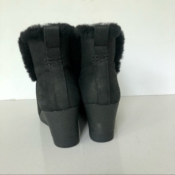 UGG Devorah Waterproof Wedge Boots size 9.5 - Picture 9 of 10